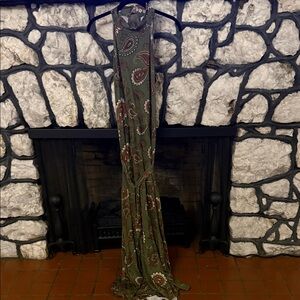 Loveappella Gray and White Dress